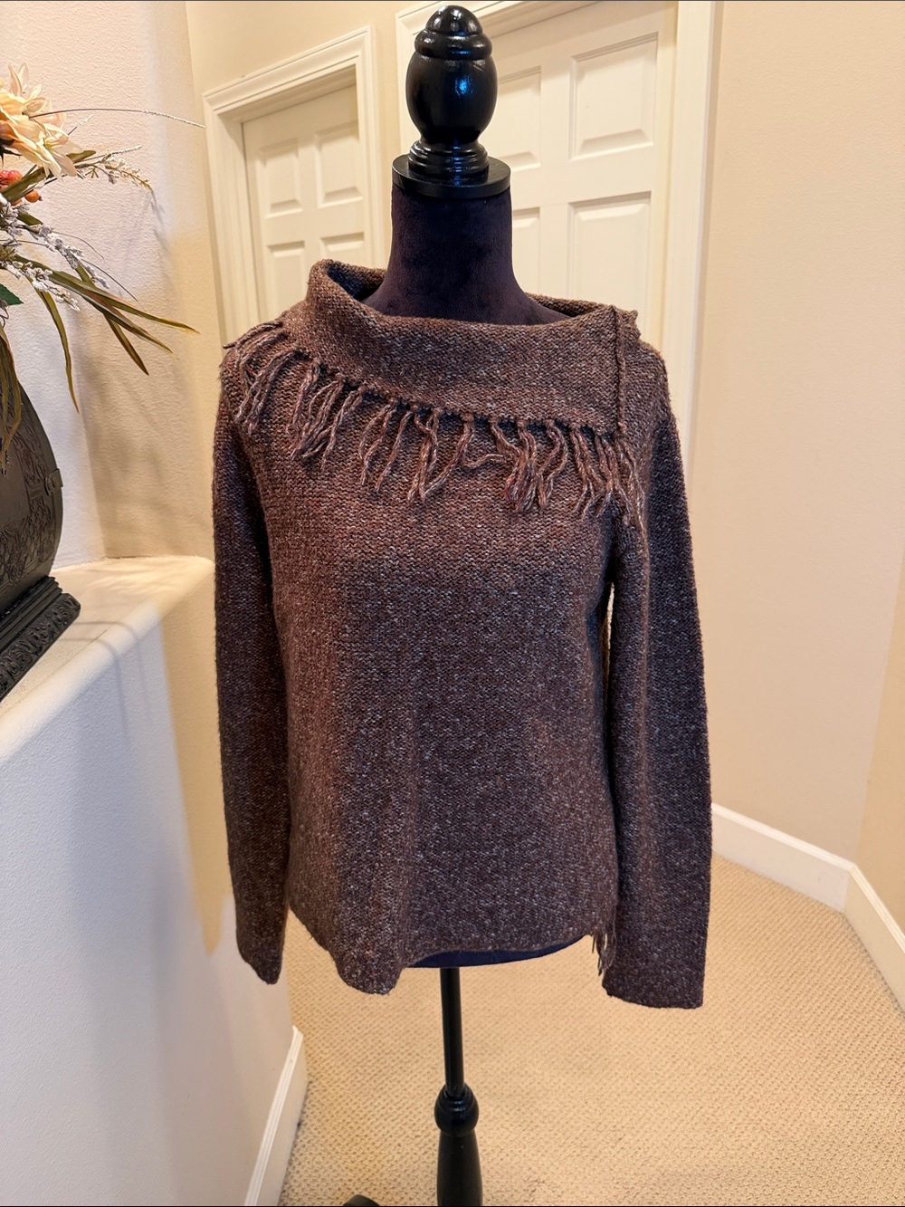 Modern Soul Sweater Size M